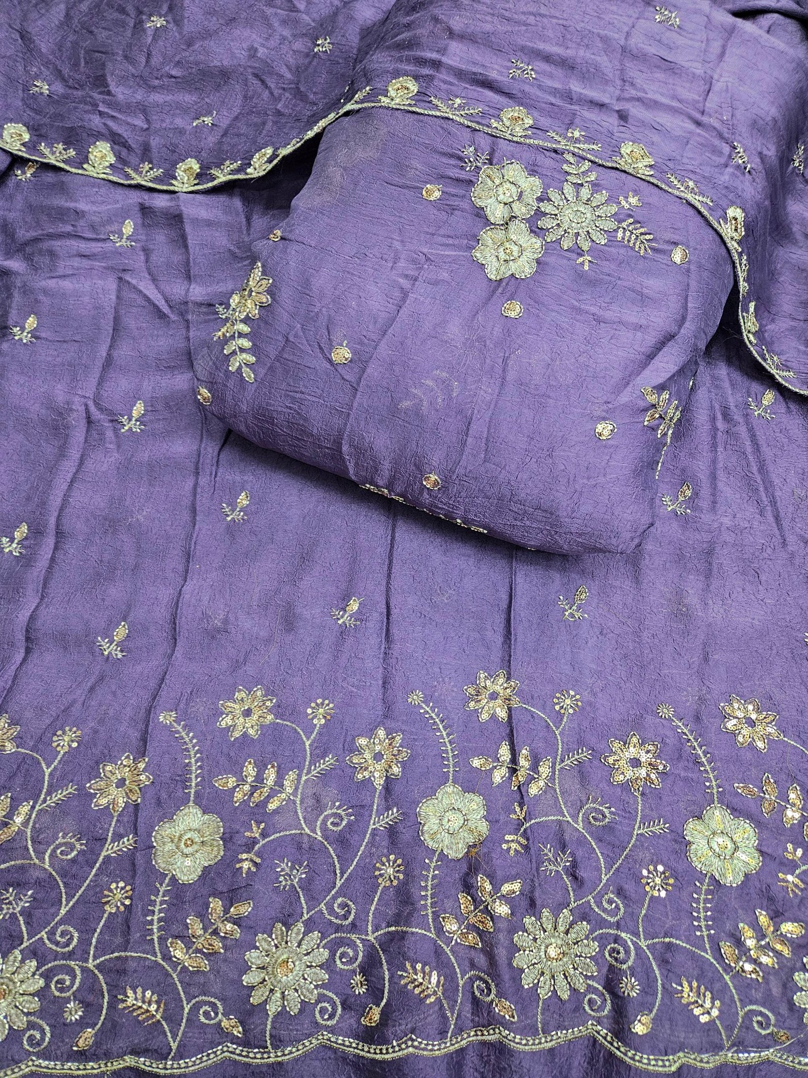 Sequins Beads Combo On Rangoli Crush Fabric - Image 6