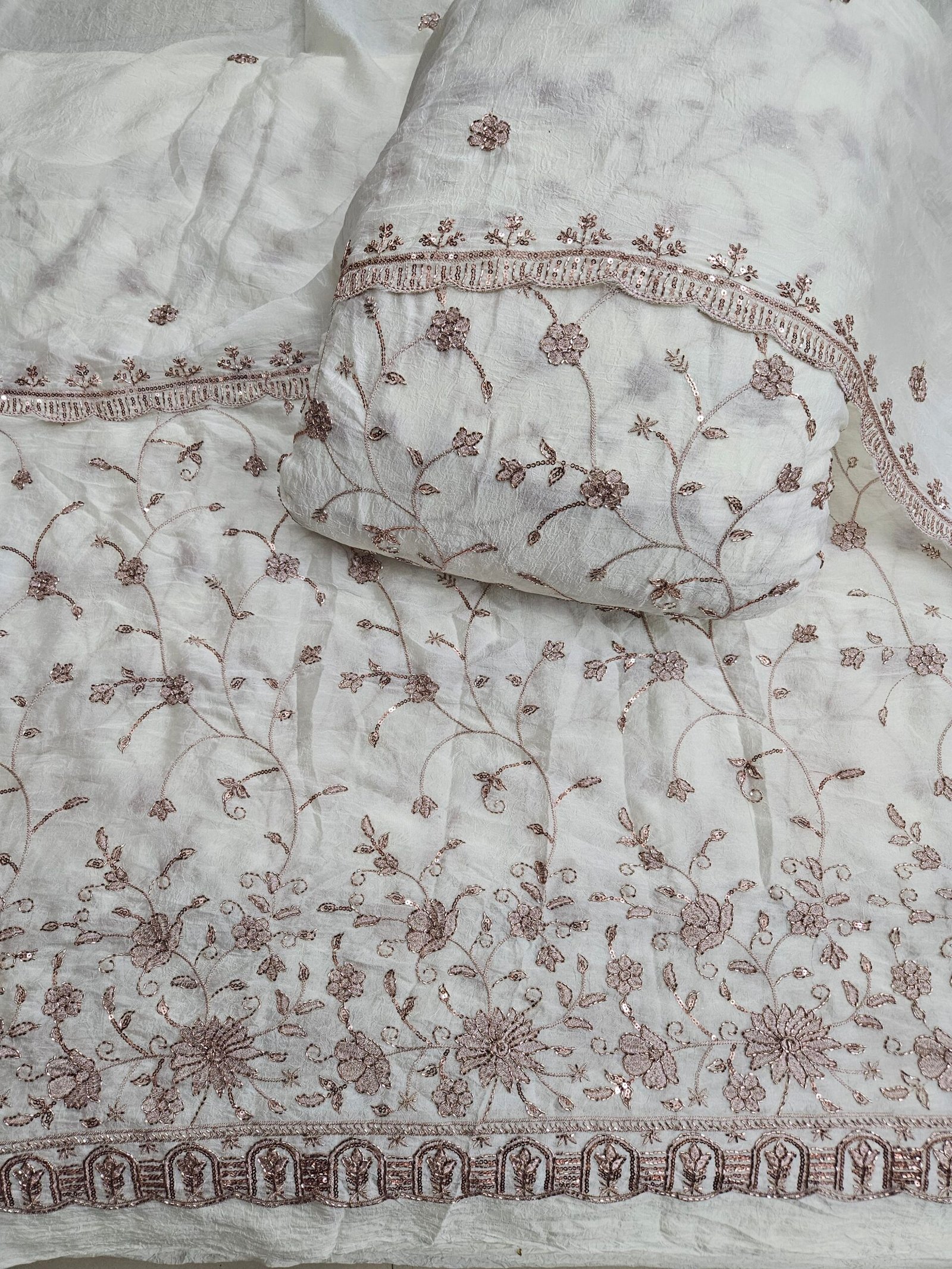 Booglie Sequins Embroidery Combo On Rangoli Crush Fabric - Image 3