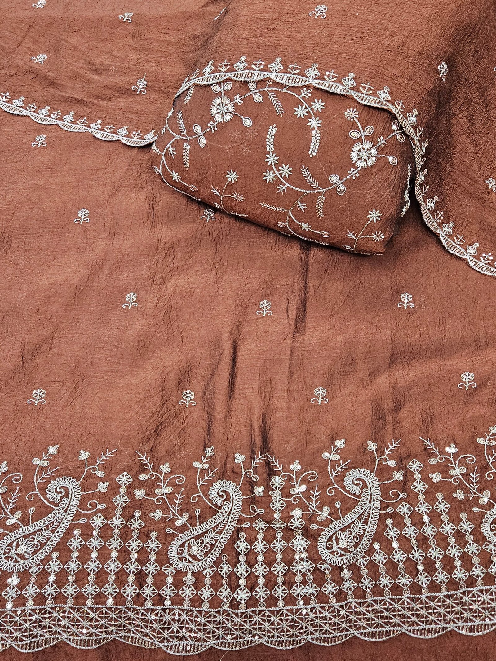 Rangoli Crush Sequins Beads Design - Image 3