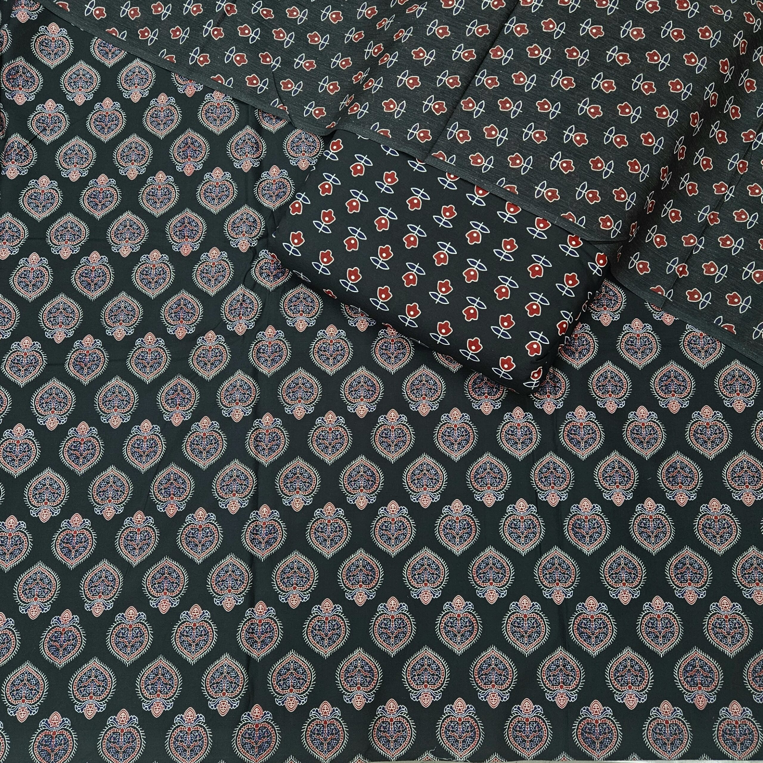 Cotton Digital Print 3PC Suit Fabric - Image 3